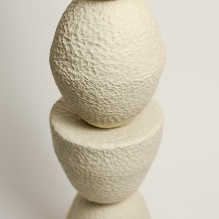 ELLA BENDRUPS is an emerging ceramic artist whose practice explores ancient clay and stone artefacts and their ability to transcend the times and cultures in which they were created. She embraces the expressive nature of hand building, pinching, coiling and carving clay to highlight the maker’s touch. 