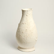 Ceramic vase handmade by Melbourne-based artist Irene from Iggy & Lou Lou. Irene’s practice is informed by a deep respect for traditional making processes, a commitment to a minimal environmental footprint, and a devotion to creating handmade, beloved ceramics that last a lifetime. Irene Grishin Selzer