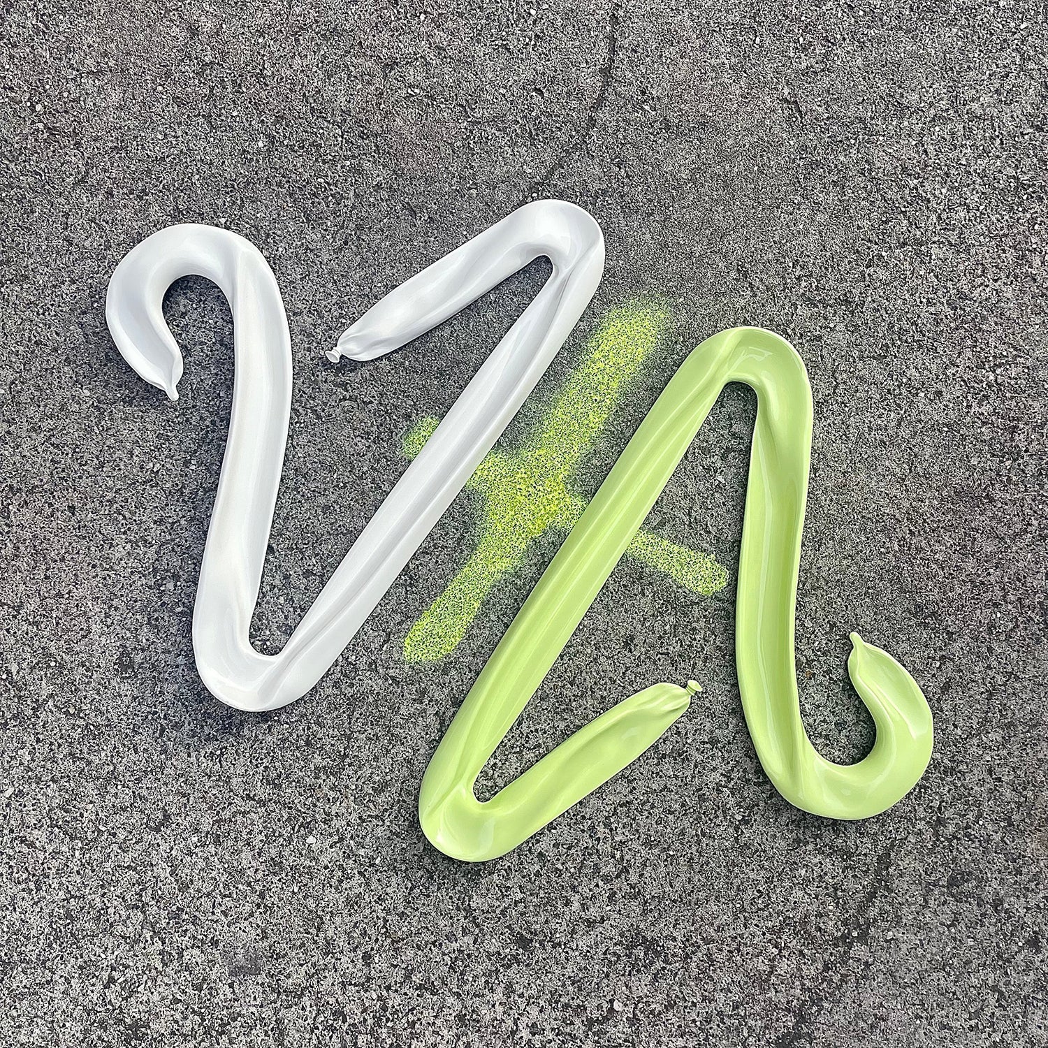 Deflated Balloon Hanger - Laundry White