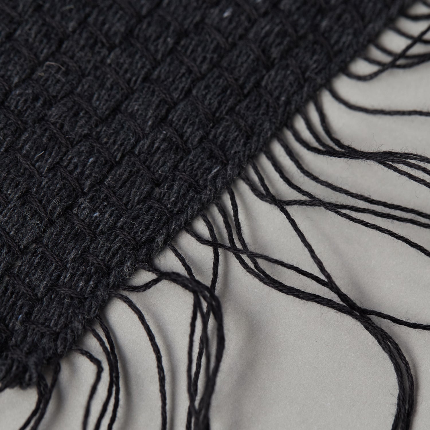 Long Fringe Placemat 01