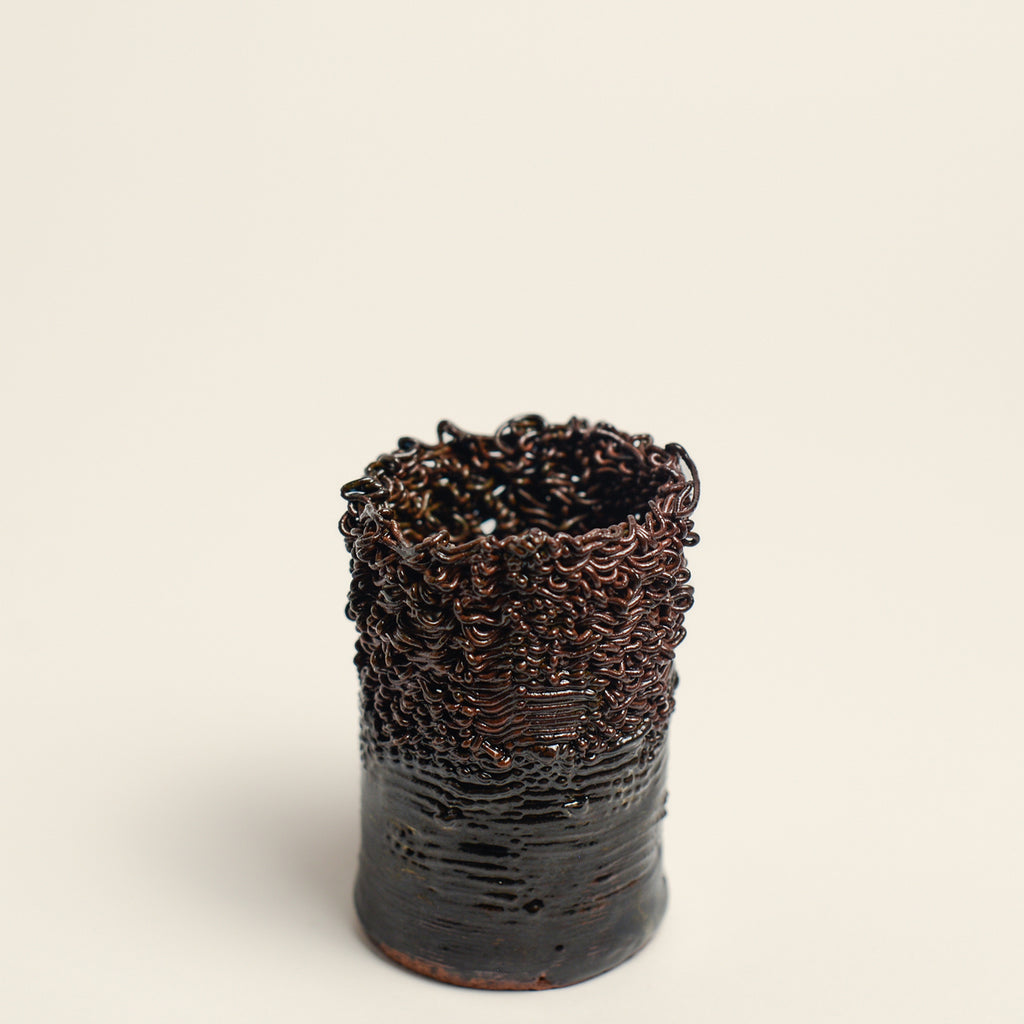 Porcelain sculpture made by Alterfact using 3D printing techniques in clay. Alterfact is an Australian duo composed of ceramicist Lucile Sciallano and designer Ben Landau based in Melbourne where they create contemporary ceramics using 3D printing techniques.