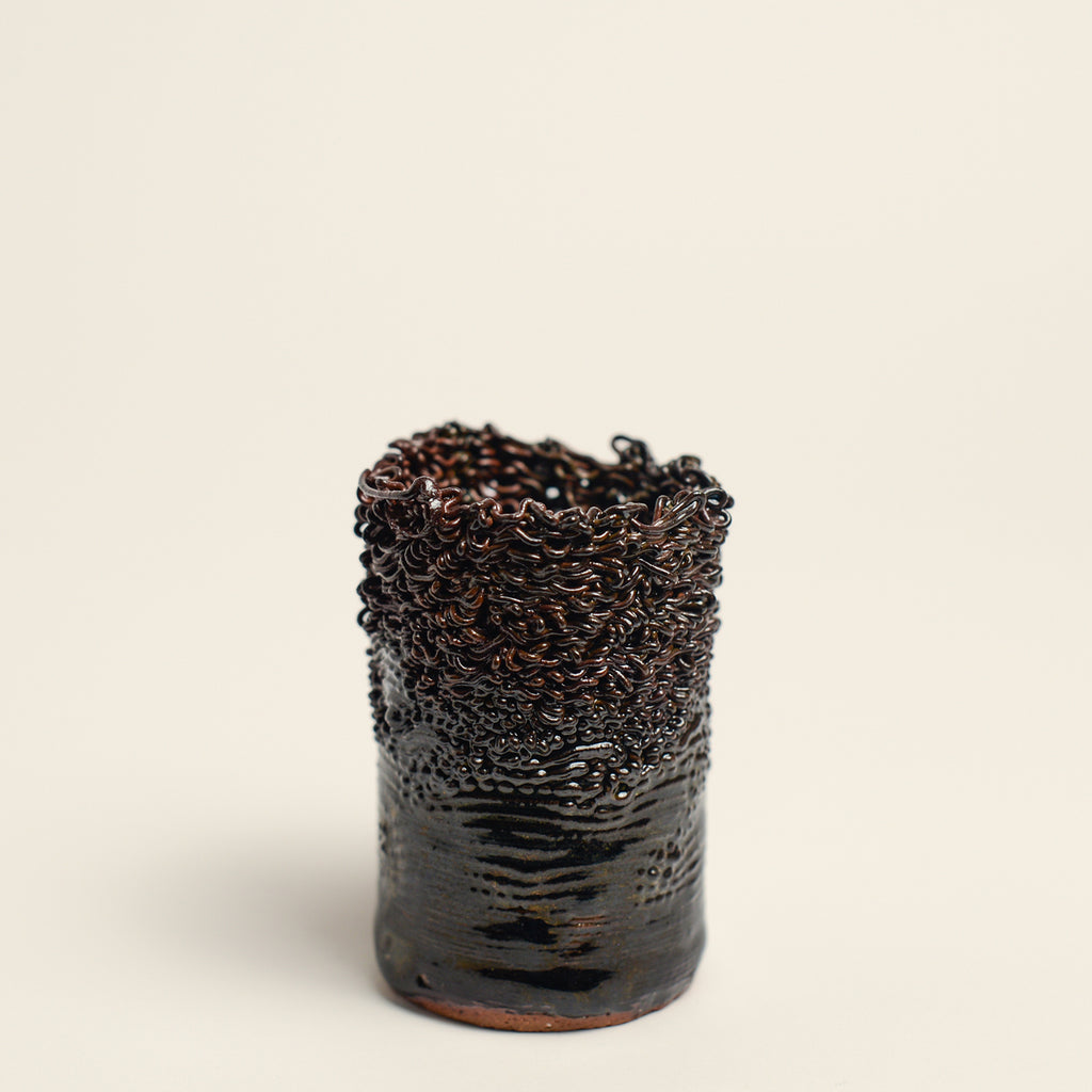 Porcelain sculpture made by Alterfact using 3D printing techniques in clay. Alterfact is an Australian duo composed of ceramicist Lucile Sciallano and designer Ben Landau based in Melbourne where they create contemporary ceramics using 3D printing techniques.