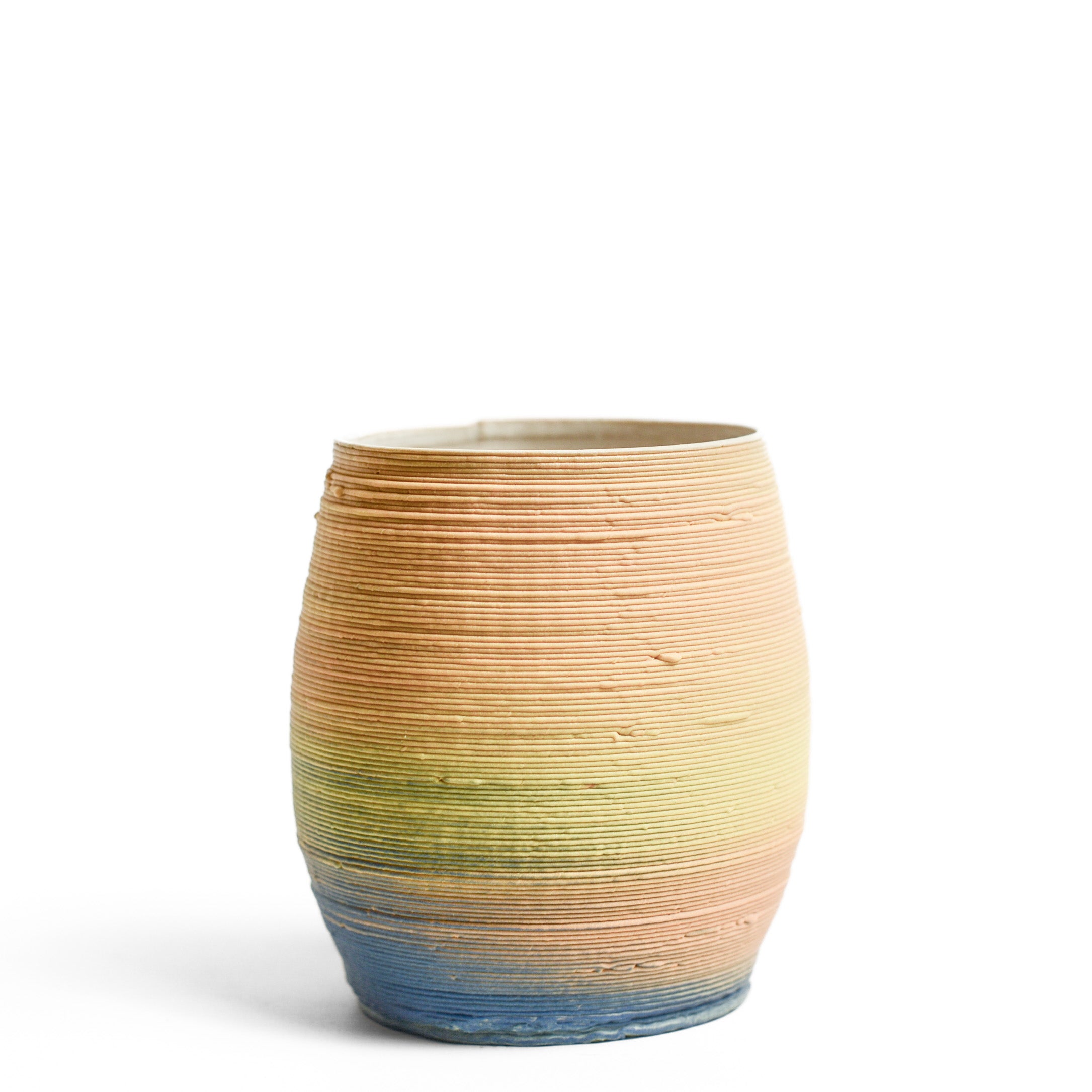 Porcelain cup made by Alterfact using 3D printing techniques in clay. Alterfact is an Australian duo composed of ceramicist Lucile Sciallano and designer Ben Landau based in Melbourne where they create contemporary ceramics using 3D printing techniques.