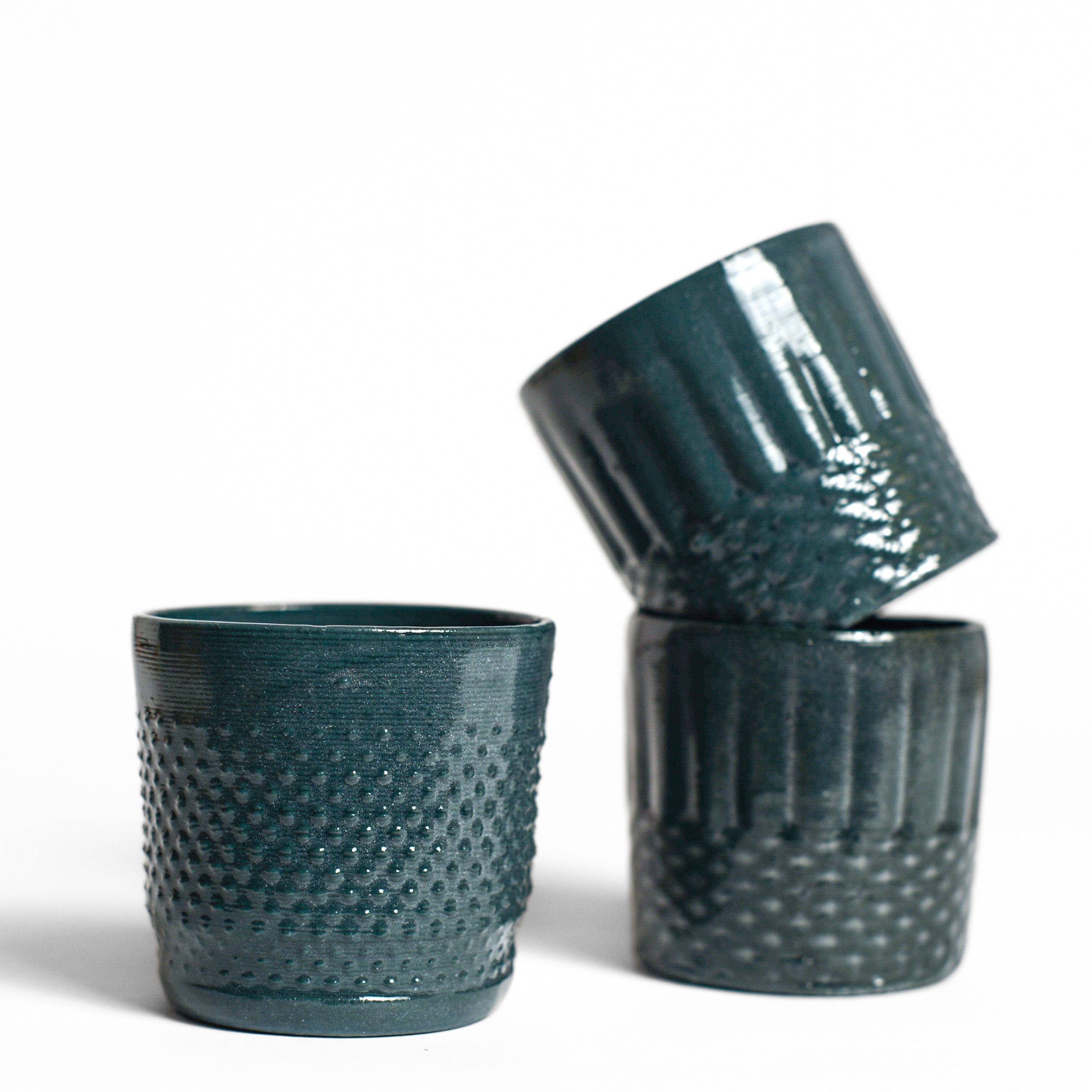 Porcelain cup made by Alterfact using 3D printing techniques in clay. Alterfact is an Australian duo composed of ceramicist Lucile Sciallano and designer Ben Landau based in Melbourne where they create contemporary ceramics using 3D printing techniques.