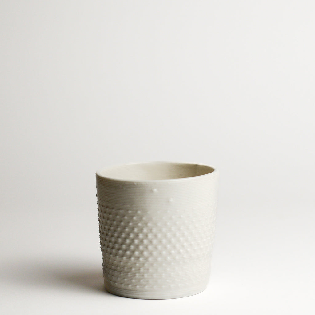 ALTERFACT is an experimental design studio created by Lucile Sciallano and Ben Landau in 2014. Alterfact’s practice is currently focused on the use of 3D printing in clay as a small batch manufacturing process. They push the boundaries of this traditionally plastic-based medium, and play with its connotations of utilitarianism and gimmickry, as it moves into a feasible reality