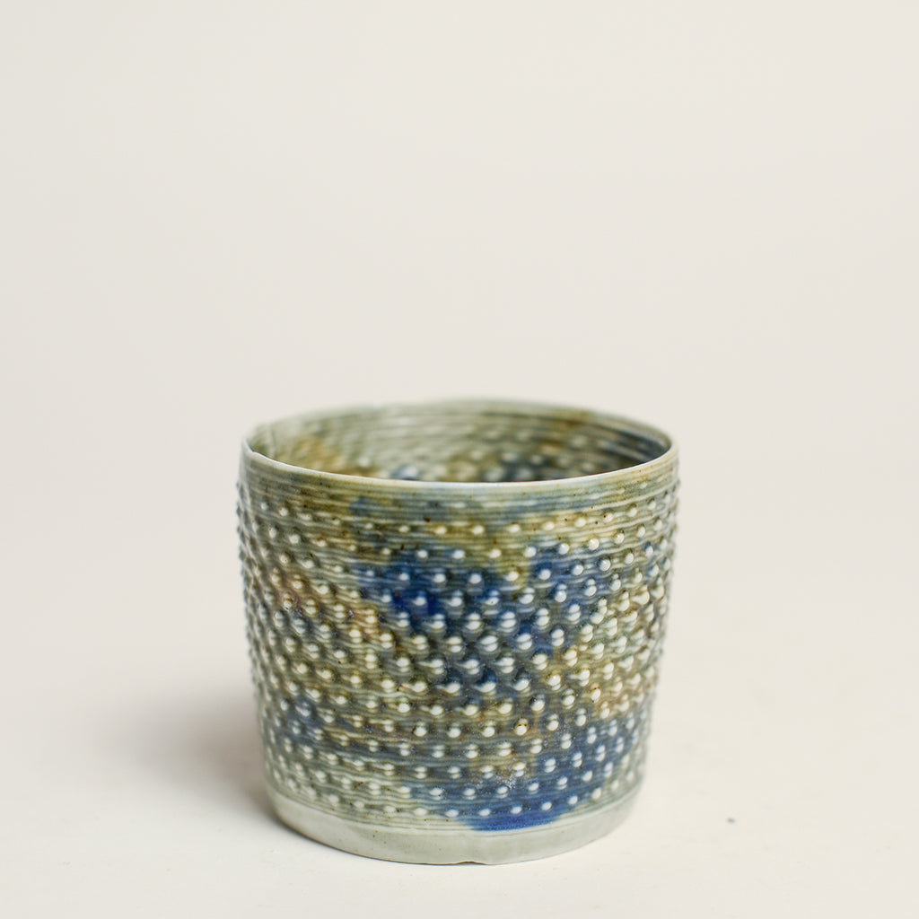 Porcelain sculpture made by Alterfact using 3D printing techniques in clay. Alterfact is an Australian duo composed of ceramicist Lucile Sciallano and designer Ben Landau based in Melbourne where they create contemporary ceramics using 3D printing techniques.