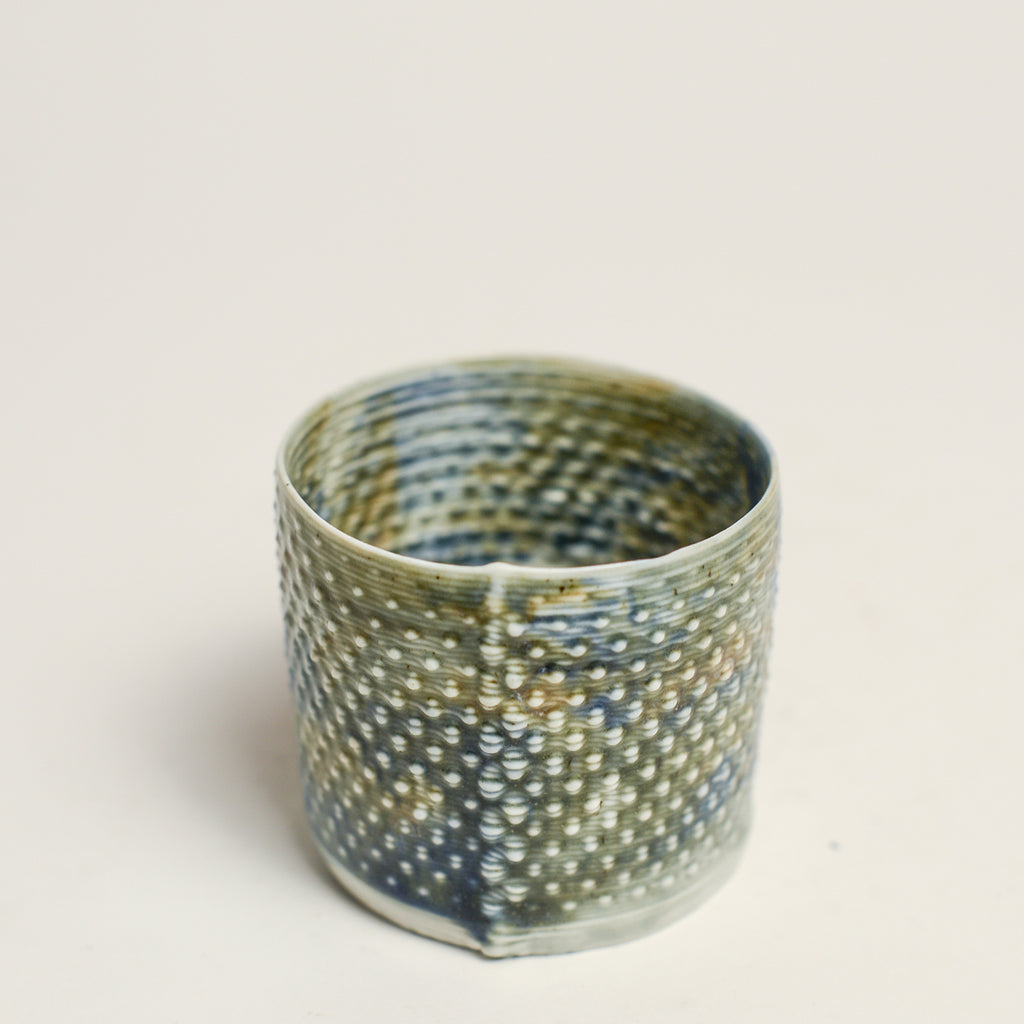 Porcelain sculpture made by Alterfact using 3D printing techniques in clay. Alterfact is an Australian duo composed of ceramicist Lucile Sciallano and designer Ben Landau based in Melbourne where they create contemporary ceramics using 3D printing techniques.