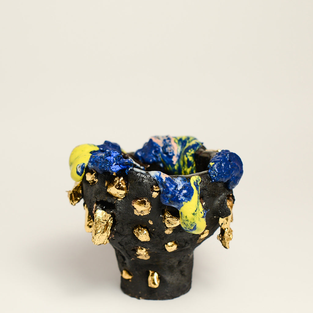 ANNA PARSONS is a ceramicist, working intuitively, finding clay a receptive medium to express herself. Anna often incorporates additions from the bush from where Anna lives. Anna fires her work numerous times, sometimes up to 5 firings to get the desired effects. Anna majored in sculpture at  BA Sydney College of the Arts and now lives in Rosebank, NSW.