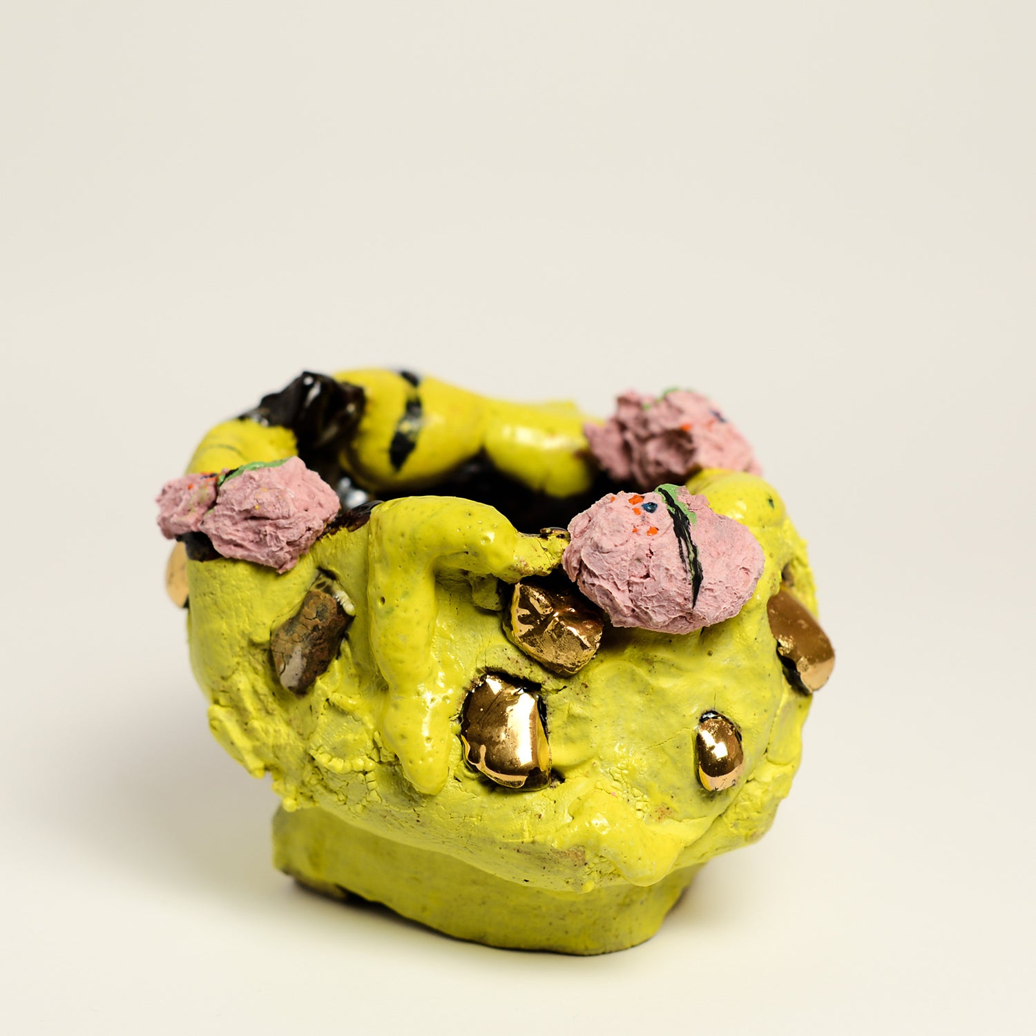 ANNA PARSONS is a ceramicist, working intuitively, finding clay a receptive medium to express herself. Anna often incorporates additions from the bush from where Anna lives. Anna fires her work numerous times, sometimes up to 5 firings to get the desired effects. Anna majored in sculpture at  BA Sydney College of the Arts and now lives in Rosebank, NSW.