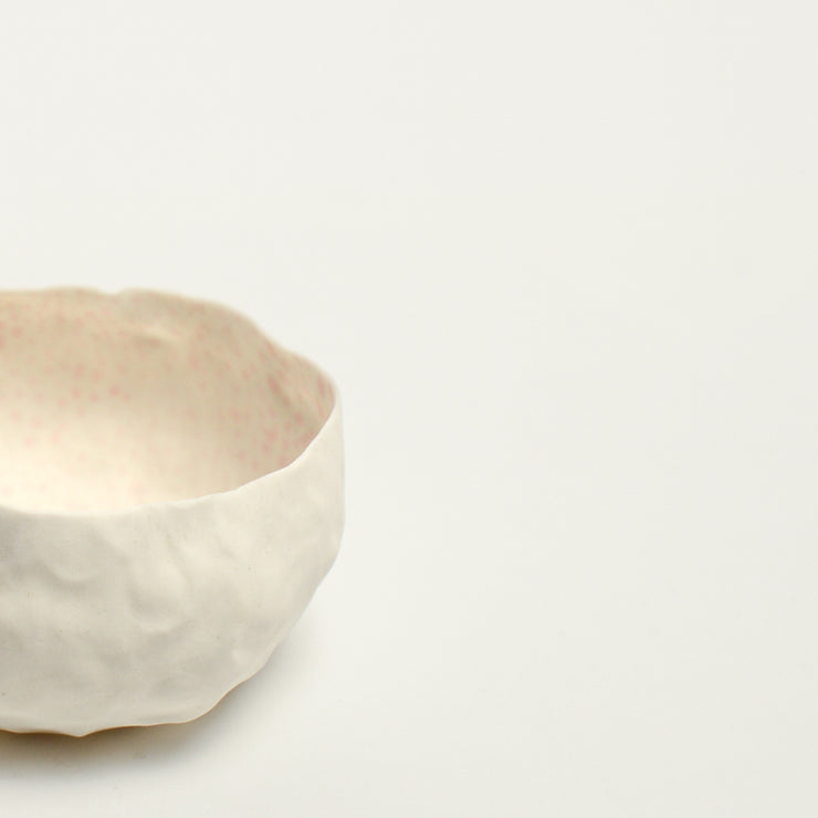 Alexandra Standen is an Australian artist who explores the potential of clay as a ceramic form; subverting the long-held association between ceramics and utilitarian function.  Standen makes things with her hands. The repetitive gesture of ‘pinching’ her hand-built forms is as much conceptual as it is an act of realisation. The conversation between materiality and form is ever evolving with intuition and experimentation in equal parts leading to the creation of these forms.