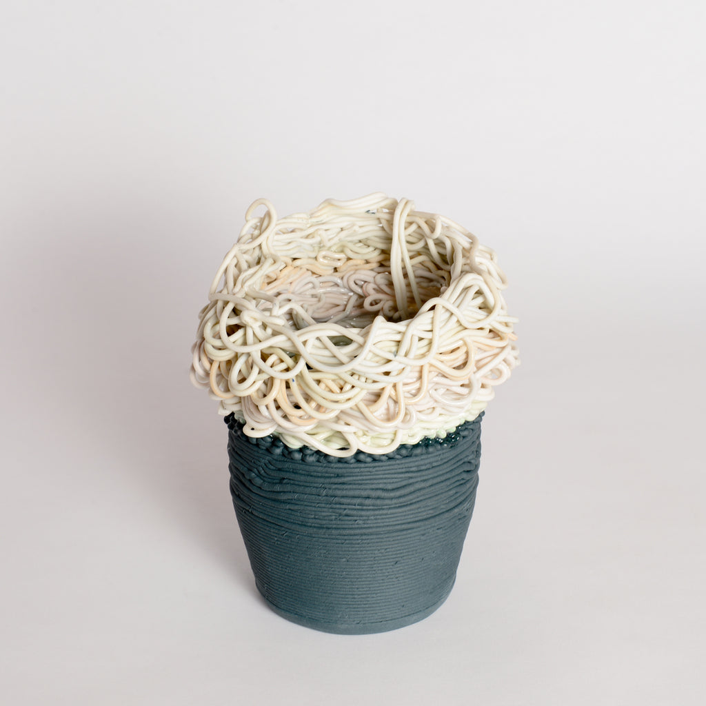 'Threaded Series' Vessel