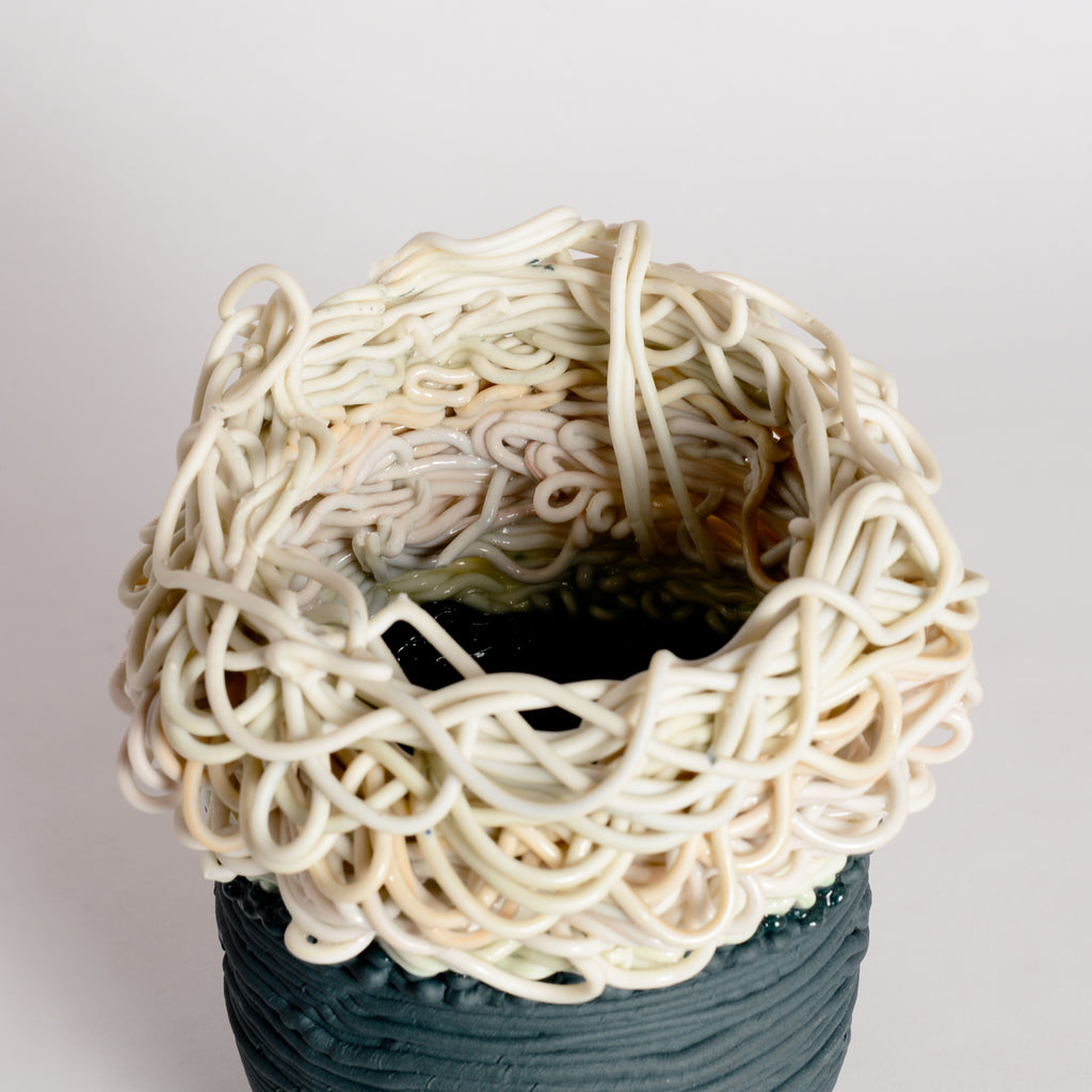 'Threaded Series' Vessel