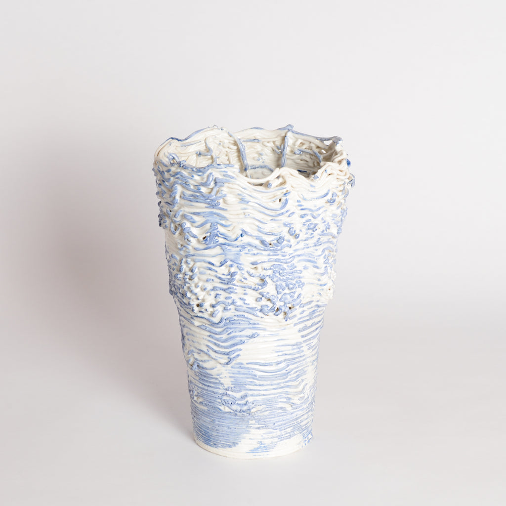 'Threaded Series' Vessel