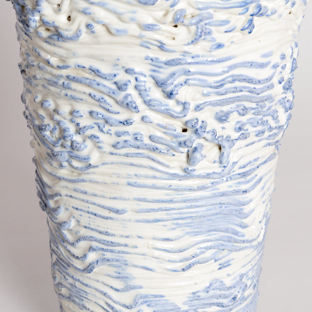 'Threaded Series' Vessel