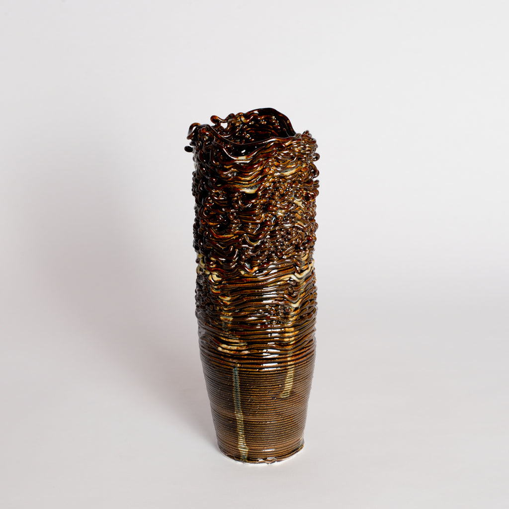 'Threaded Series' Vessel