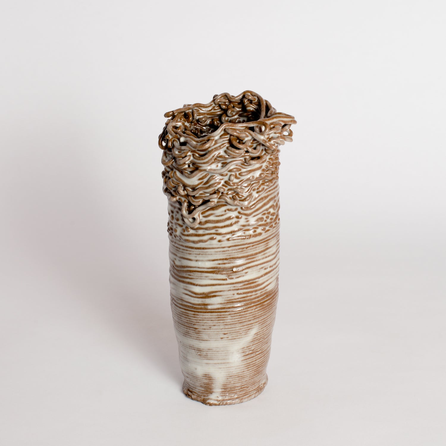 'Threaded Series' Vessel