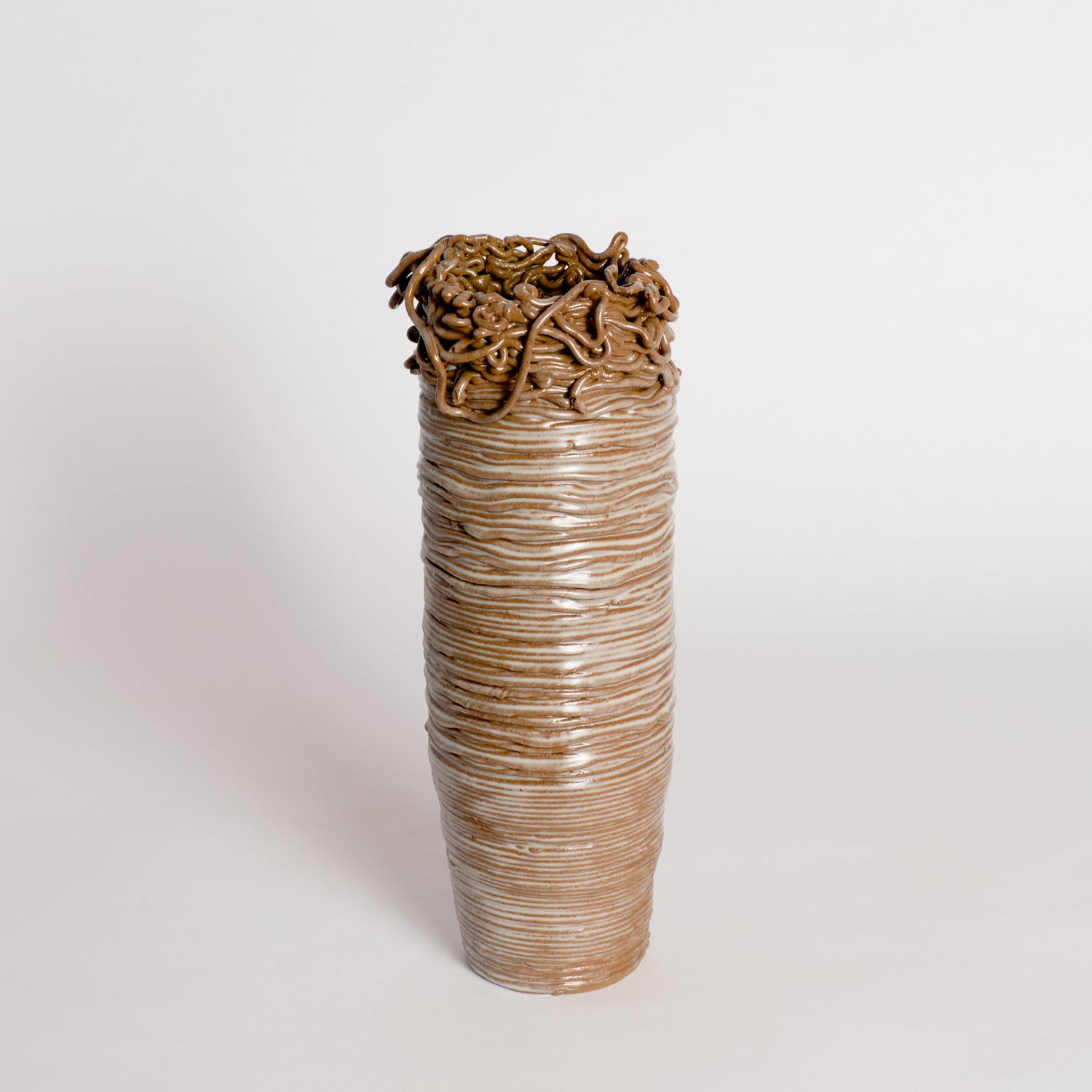 'Threaded Series' Vessel