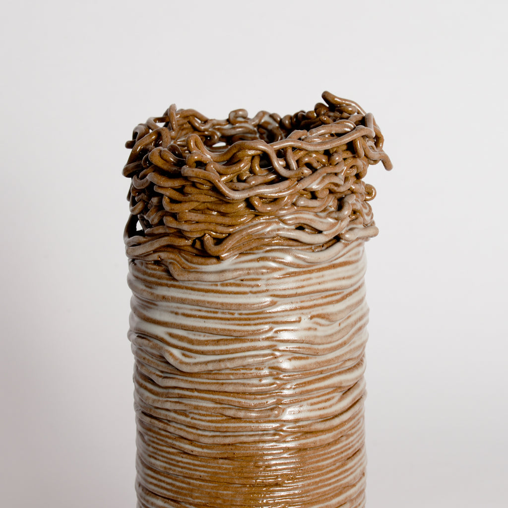 'Threaded Series' Vessel