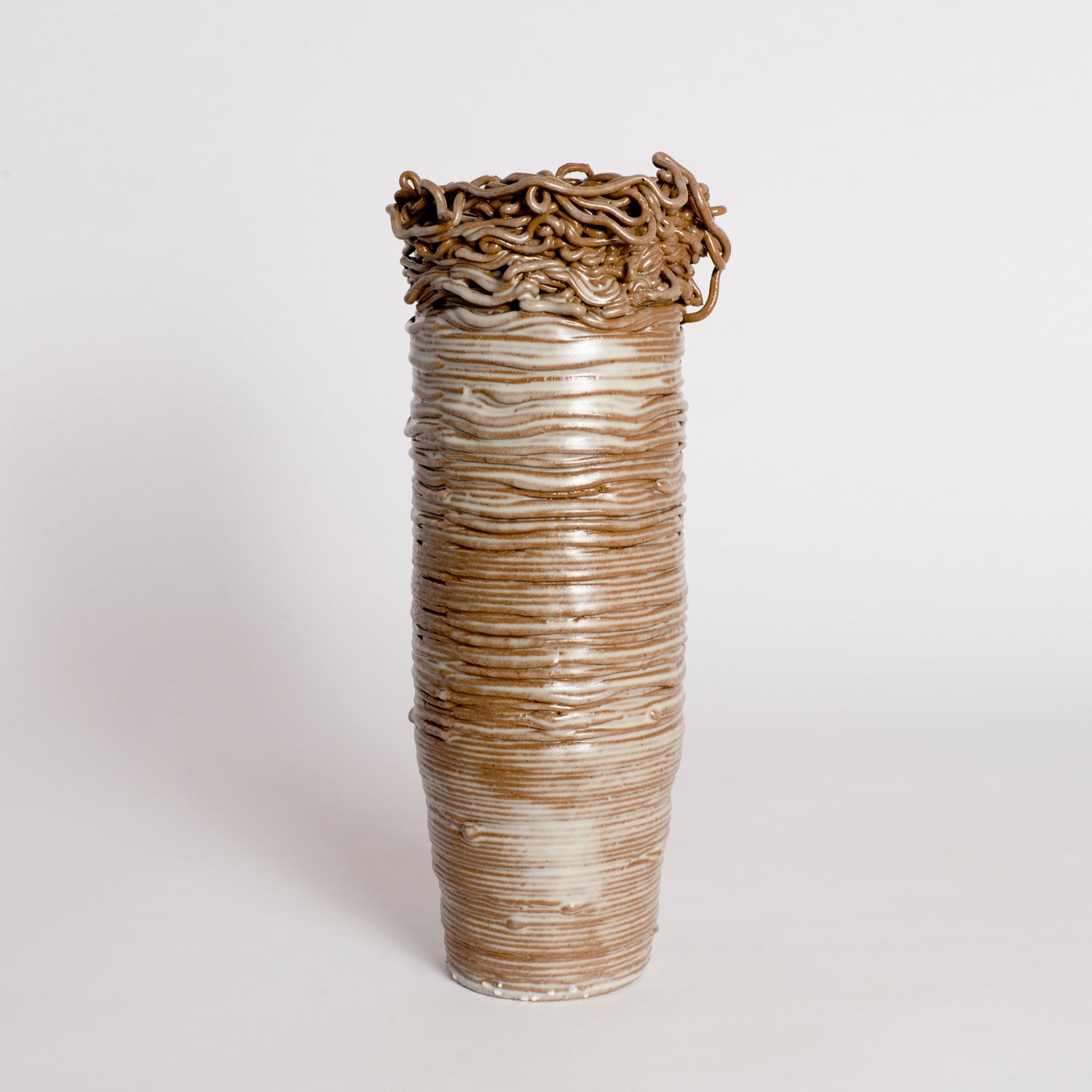 'Threaded Series' Vessel