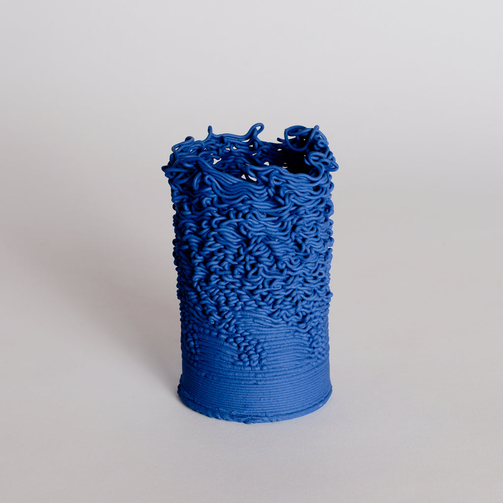 'Threaded Series' Vessel