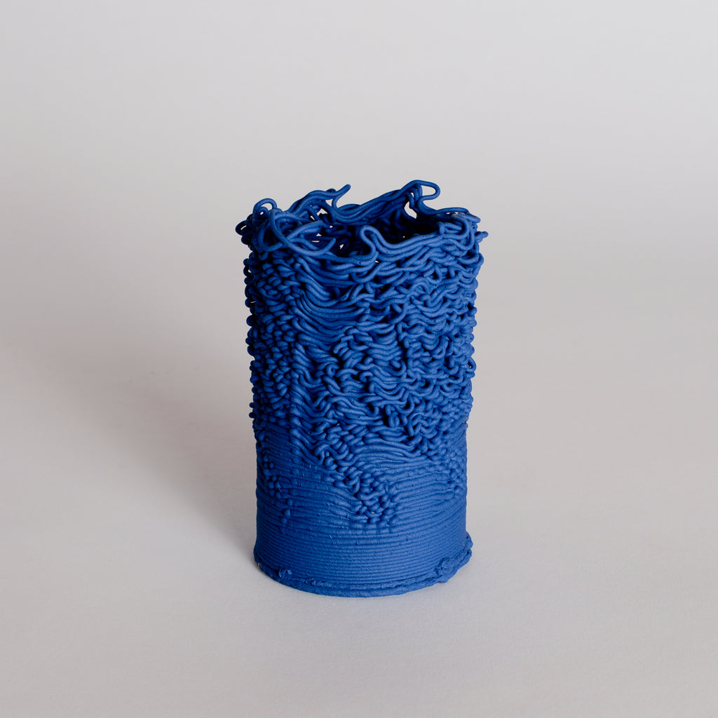 'Threaded Series' Vessel