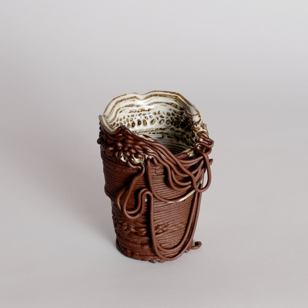 'Threaded Series' Vessel