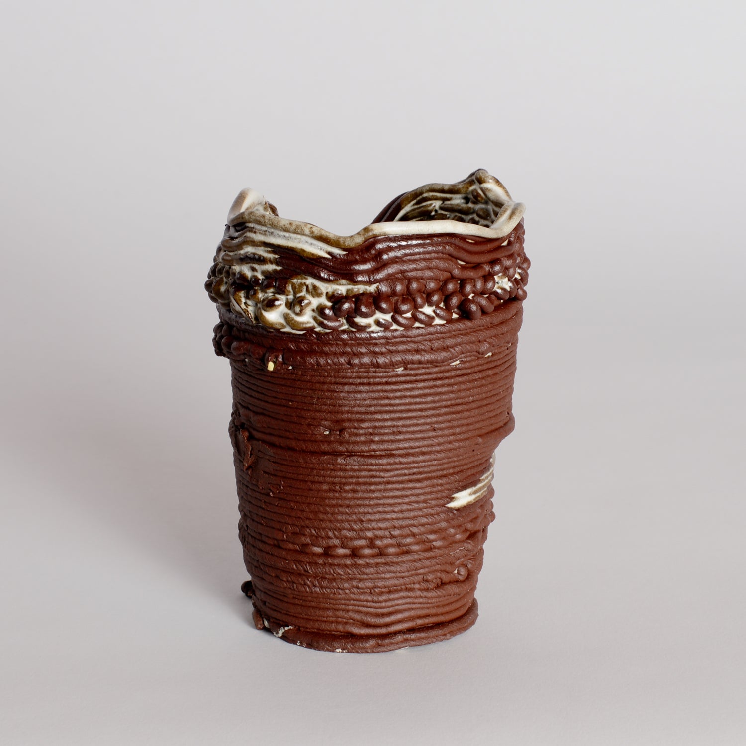 'Threaded Series' Vessel