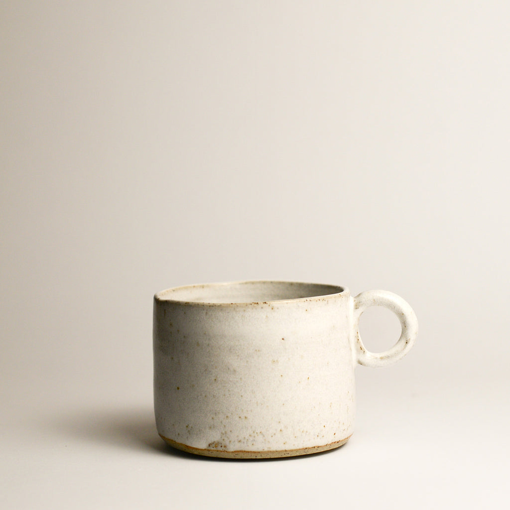 ALICIA MCVILLY is a Ceramic artist from Melbourne. She places value on simplicity and functionality of form as well as sustainability and connection. Alicia hopes her work encourages the coming together, enjoying and sharing a meal with family and community and allowing a feeling of space and calm in our busy world. Each piece is thoughtfully wheel thrown in her North Fitzroy studio.