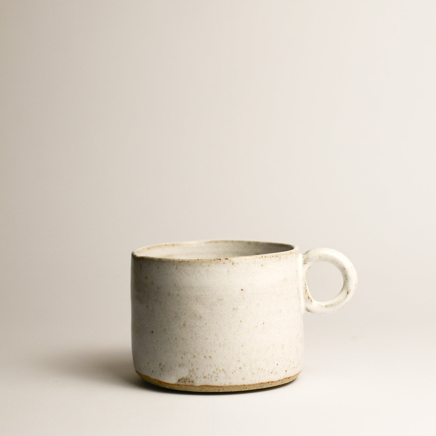 ALICIA MCVILLY is a Ceramic artist from Melbourne. She places value on simplicity and functionality of form as well as sustainability and connection. Alicia hopes her work encourages the coming together, enjoying and sharing a meal with family and community and allowing a feeling of space and calm in our busy world. Each piece is thoughtfully wheel thrown in her North Fitzroy studio.