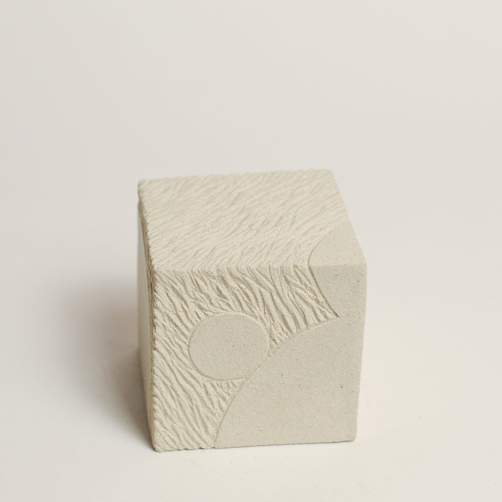 Ceramic sculpture handmade by Sydney-based artist Debbey Watson. The minimal aesthetic of Debbey’s enclosed, slab-built geometric forms and contemporary ceramics is inspired by her interest in modern architecture and design. 