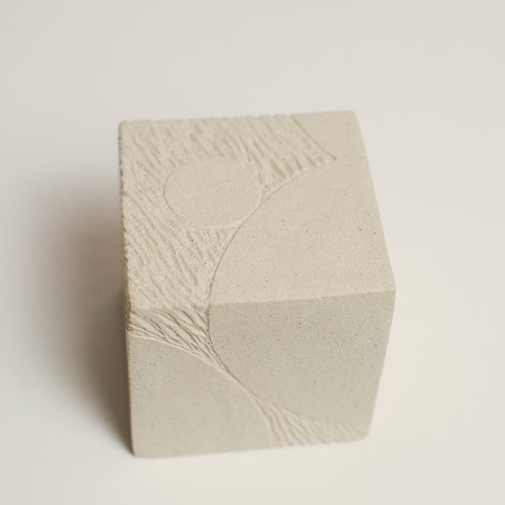 Ceramic sculpture handmade by Sydney-based artist Debbey Watson. The minimal aesthetic of Debbey’s enclosed, slab-built geometric forms and contemporary ceramics is inspired by her interest in modern architecture and design. 