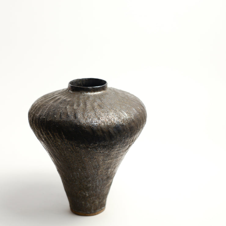 Ceramic vessel handmade by Emily Ellis