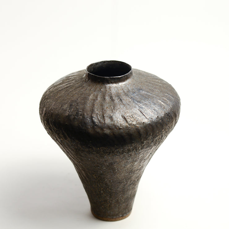 Ceramic vessel handmade by Emily Ellis