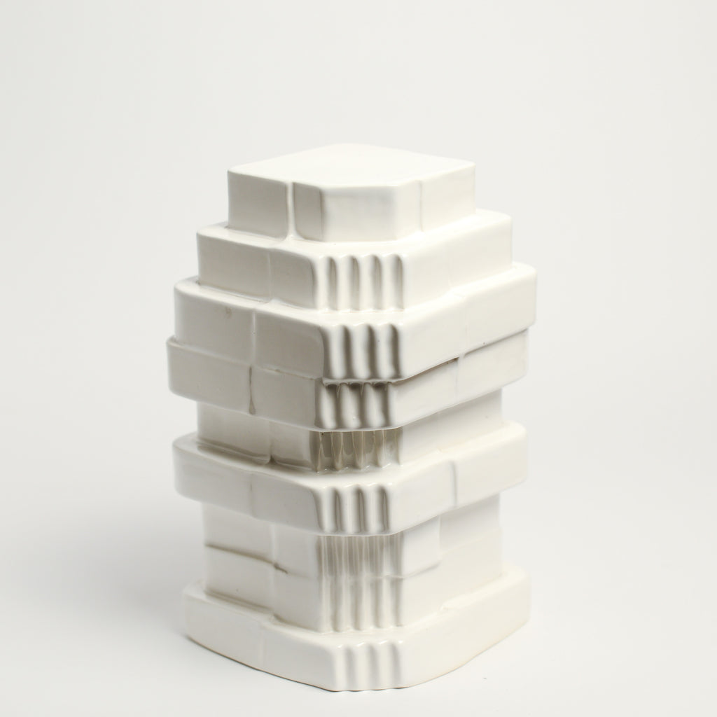 Ceramic vase handmade by Ella Reweti using slipcasting techniques. Ella is an Australian ceramicist based in Melbourne where she creates contemporary ceramics using slipcasting techniques and playing with form.