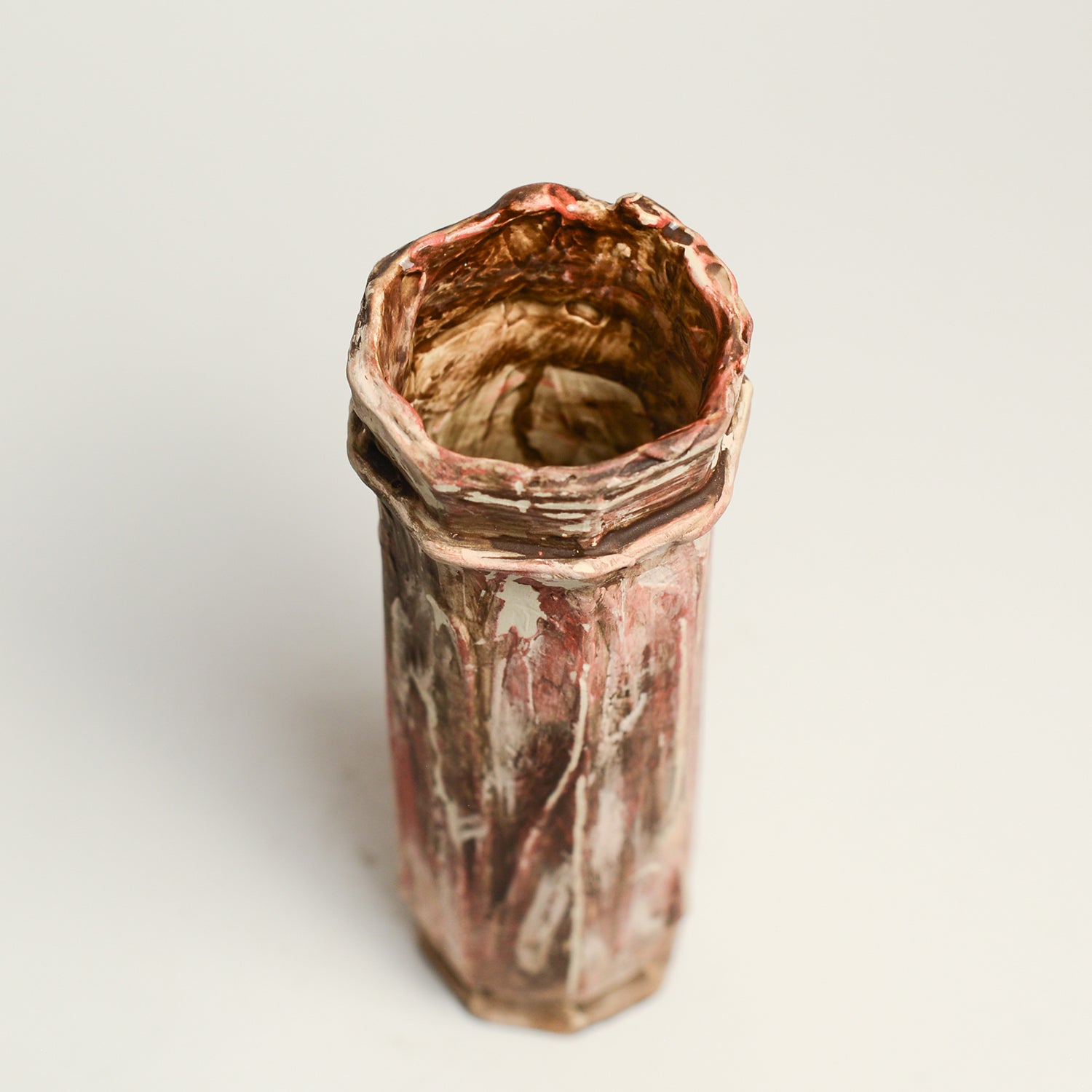 Ceramic vase handmade by Melbourne-based artist Irene from Iggy & Lou Lou. Irene’s practice is informed by a deep respect for traditional making processes, a commitment to a minimal environmental footprint, and a devotion to creating handmade, beloved ceramics that last a lifetime. Irene Grishin Selzer