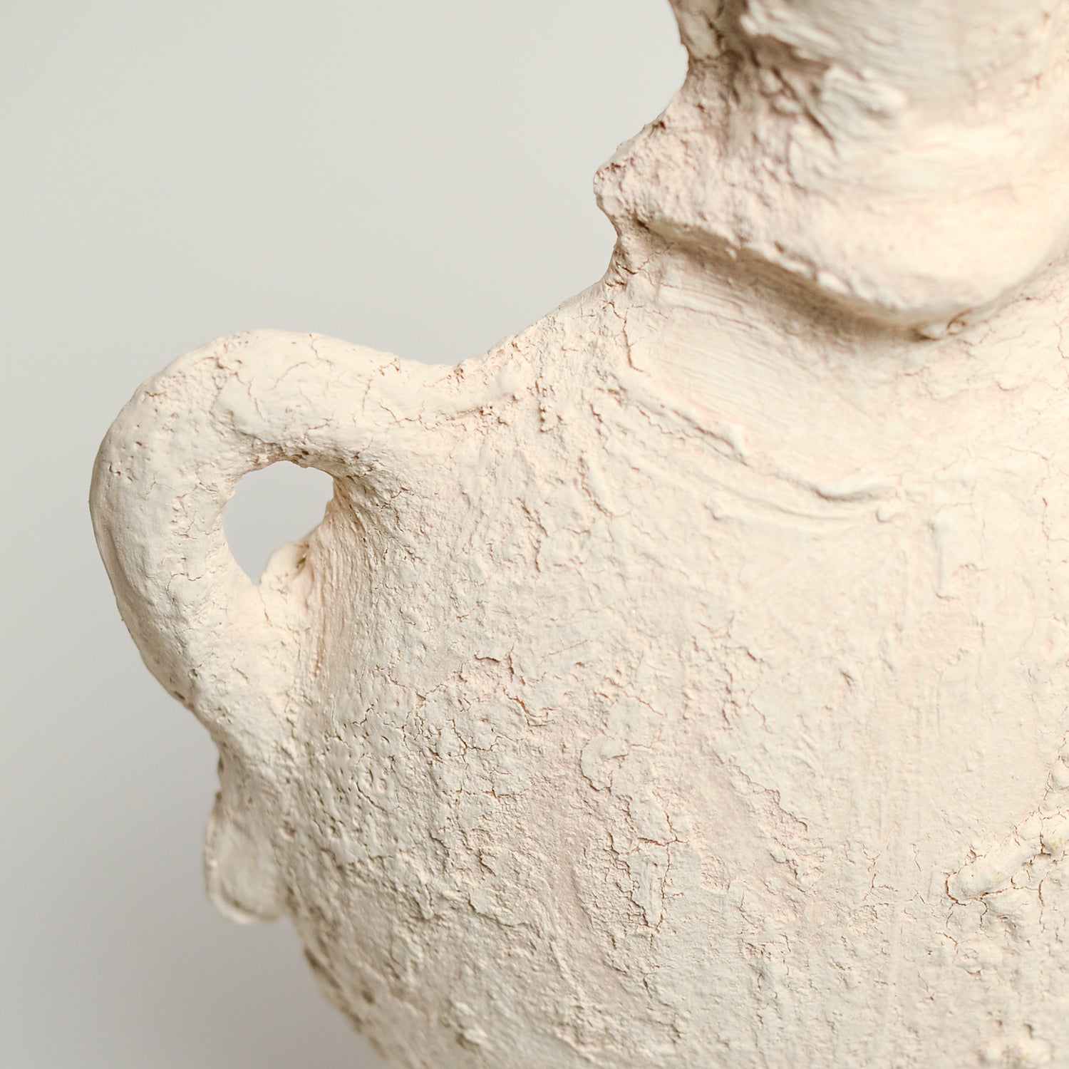 Ceramic vase handmade by Melbourne-based artist Irene from Iggy & Lou Lou. Irene’s practice is informed by a deep respect for traditional making processes, a commitment to a minimal environmental footprint, and a devotion to creating handmade, beloved ceramics that last a lifetime. Irene Grishin Selzer