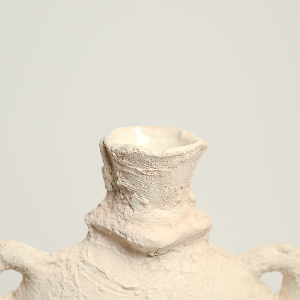 Ceramic vase handmade by Melbourne-based artist Irene from Iggy & Lou Lou. Irene’s practice is informed by a deep respect for traditional making processes, a commitment to a minimal environmental footprint, and a devotion to creating handmade, beloved ceramics that last a lifetime. Irene Grishin Selzer