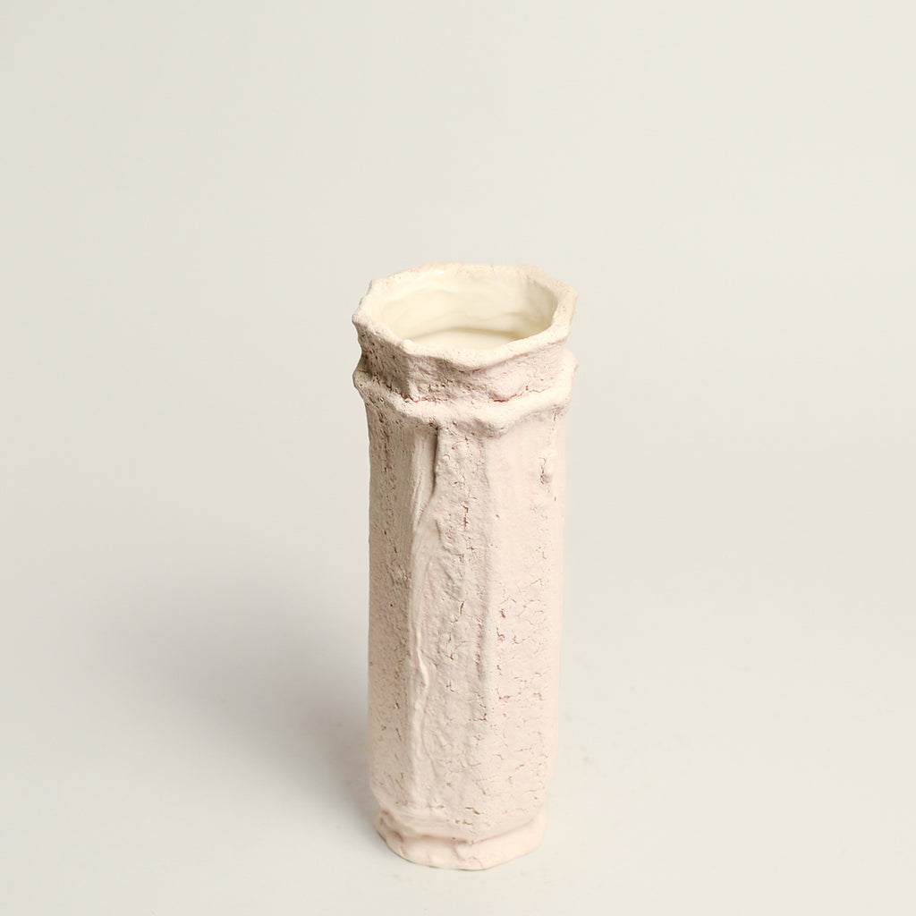 Ceramic vase handmade by Melbourne-based artist Irene from Iggy & Lou Lou. Irene’s practice is informed by a deep respect for traditional making processes, a commitment to a minimal environmental footprint, and a devotion to creating handmade, beloved ceramics that last a lifetime. Irene Grishin Selzer