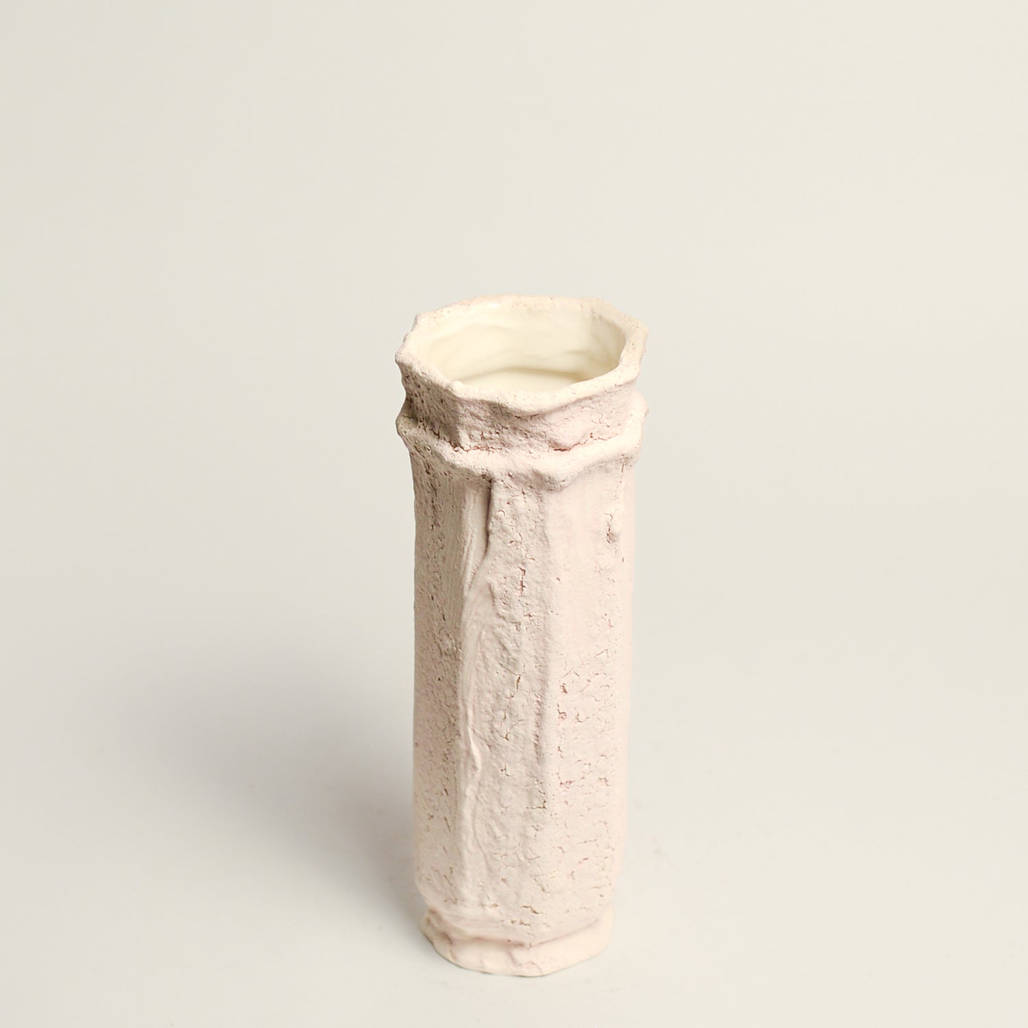 Ceramic vase handmade by Melbourne-based artist Irene from Iggy & Lou Lou. Irene’s practice is informed by a deep respect for traditional making processes, a commitment to a minimal environmental footprint, and a devotion to creating handmade, beloved ceramics that last a lifetime. Irene Grishin Selzer