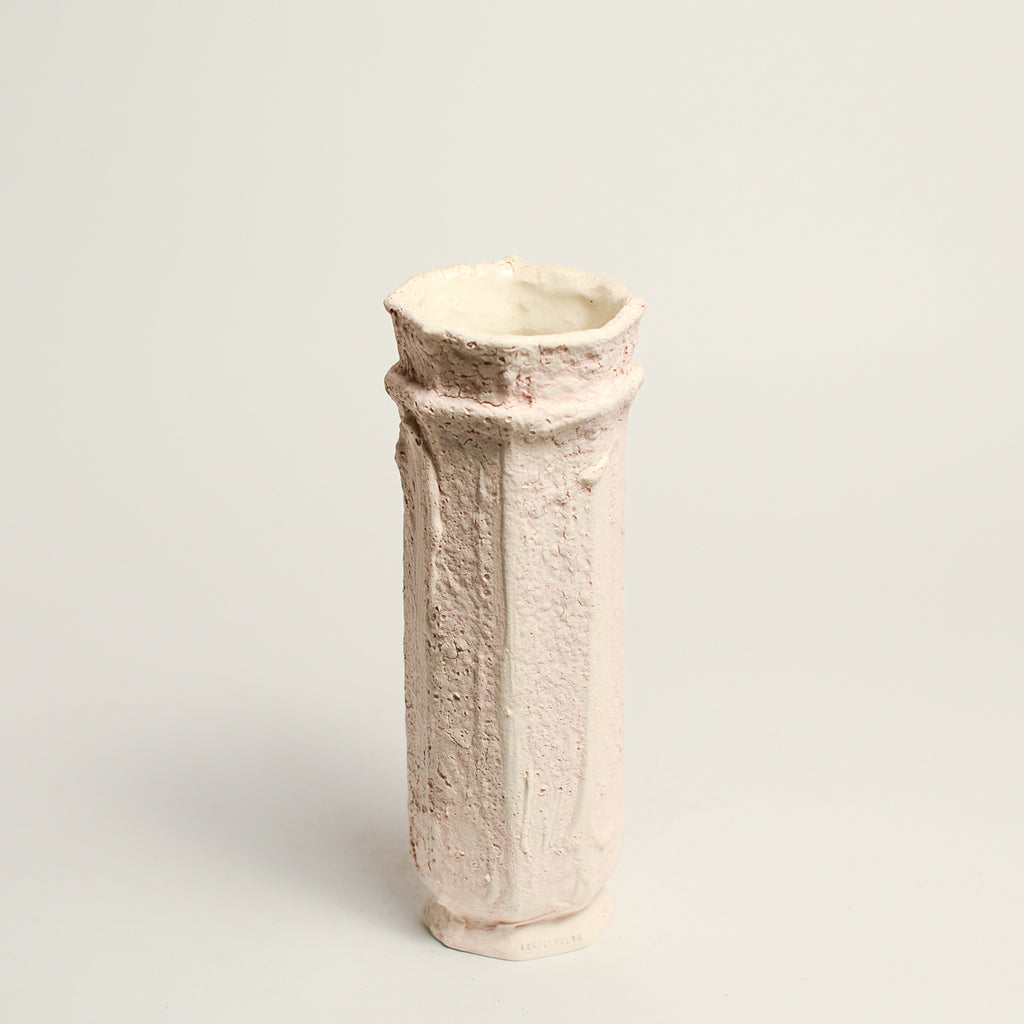 Ceramic vase handmade by Melbourne-based artist Irene from Iggy & Lou Lou. Irene’s practice is informed by a deep respect for traditional making processes, a commitment to a minimal environmental footprint, and a devotion to creating handmade, beloved ceramics that last a lifetime. Irene Grishin Selzer