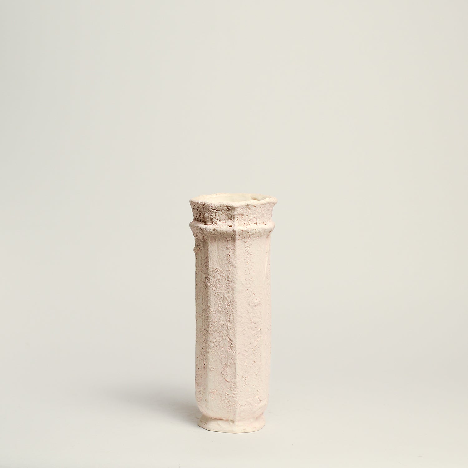 Ceramic vase handmade by Melbourne-based artist Irene from Iggy & Lou Lou. Irene’s practice is informed by a deep respect for traditional making processes, a commitment to a minimal environmental footprint, and a devotion to creating handmade, beloved ceramics that last a lifetime. Irene Grishin Selzer