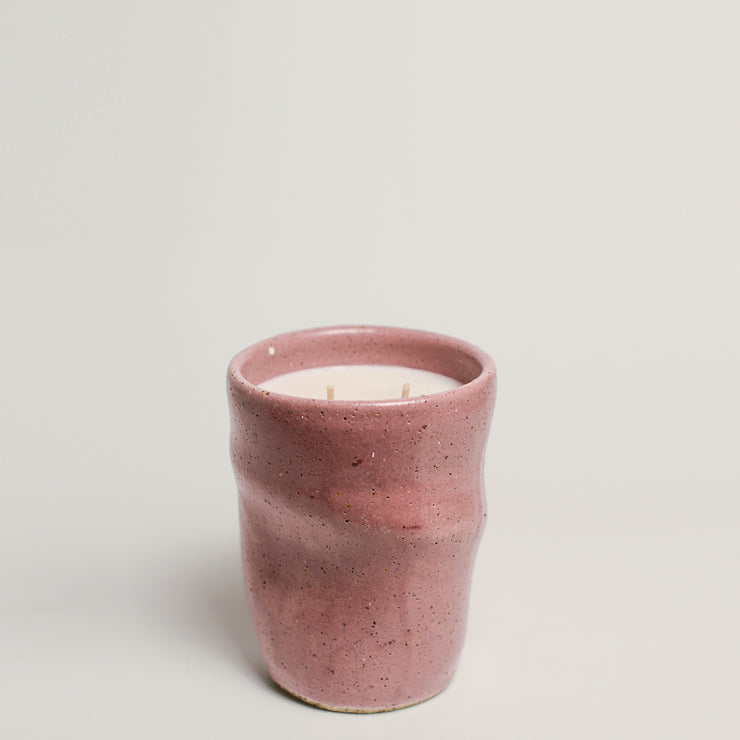 pépite presents its first commissioned series - an impressive XL ceramic candle featuring a signature bump vessel made by artist James Lemon and scented candle hand poured by Melbourne label You, Me & Bones. A gift that keeps on giving - once the candle has been enjoyed until its last drop, this piece becomes a beautiful