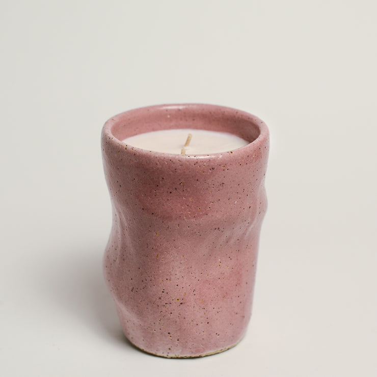 pépite presents its first commissioned series - an impressive XL ceramic candle featuring a signature bump vessel made by artist James Lemon and scented candle hand poured by Melbourne label You, Me & Bones. A gift that keeps on giving - once the candle has been enjoyed until its last drop, this piece becomes a beautiful