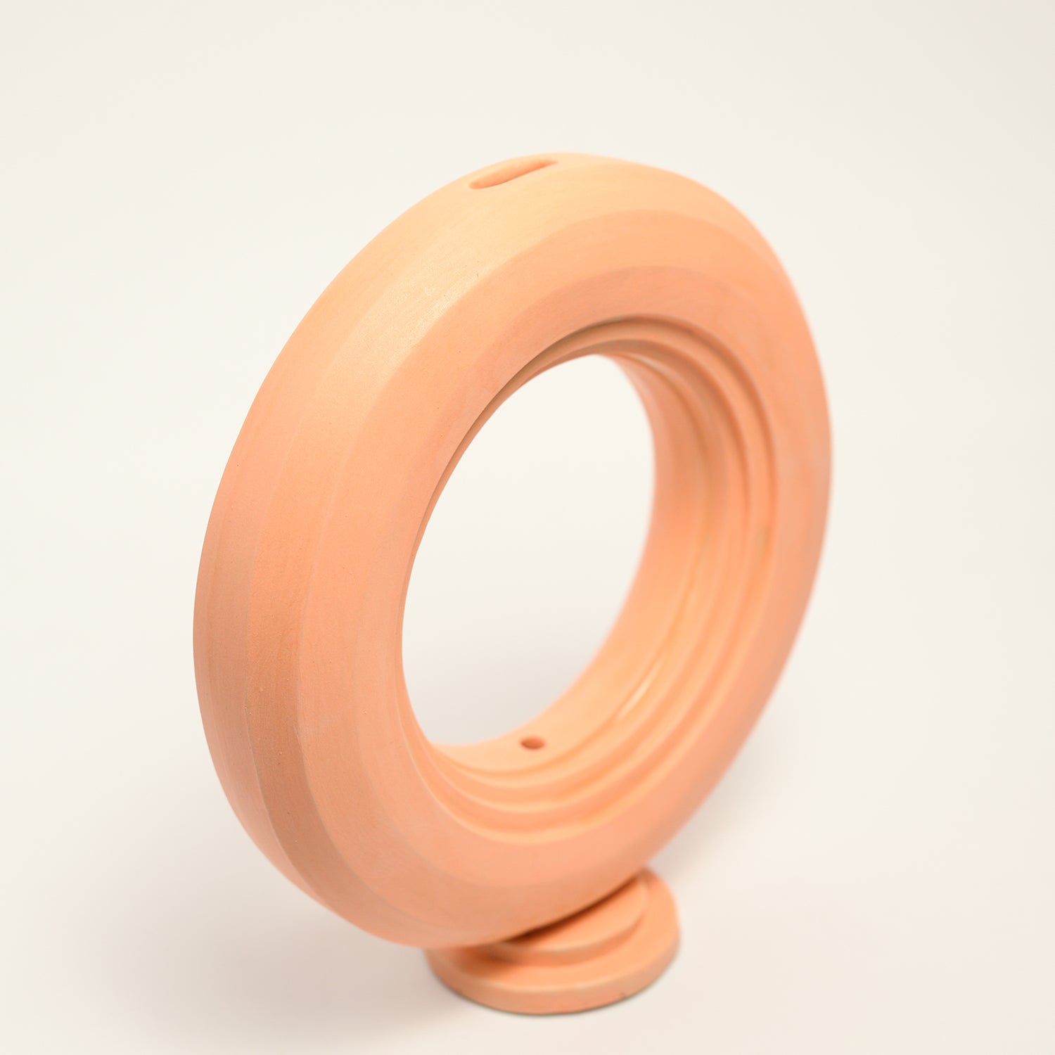 Ceramic Vase handmade by Jennifer Oh