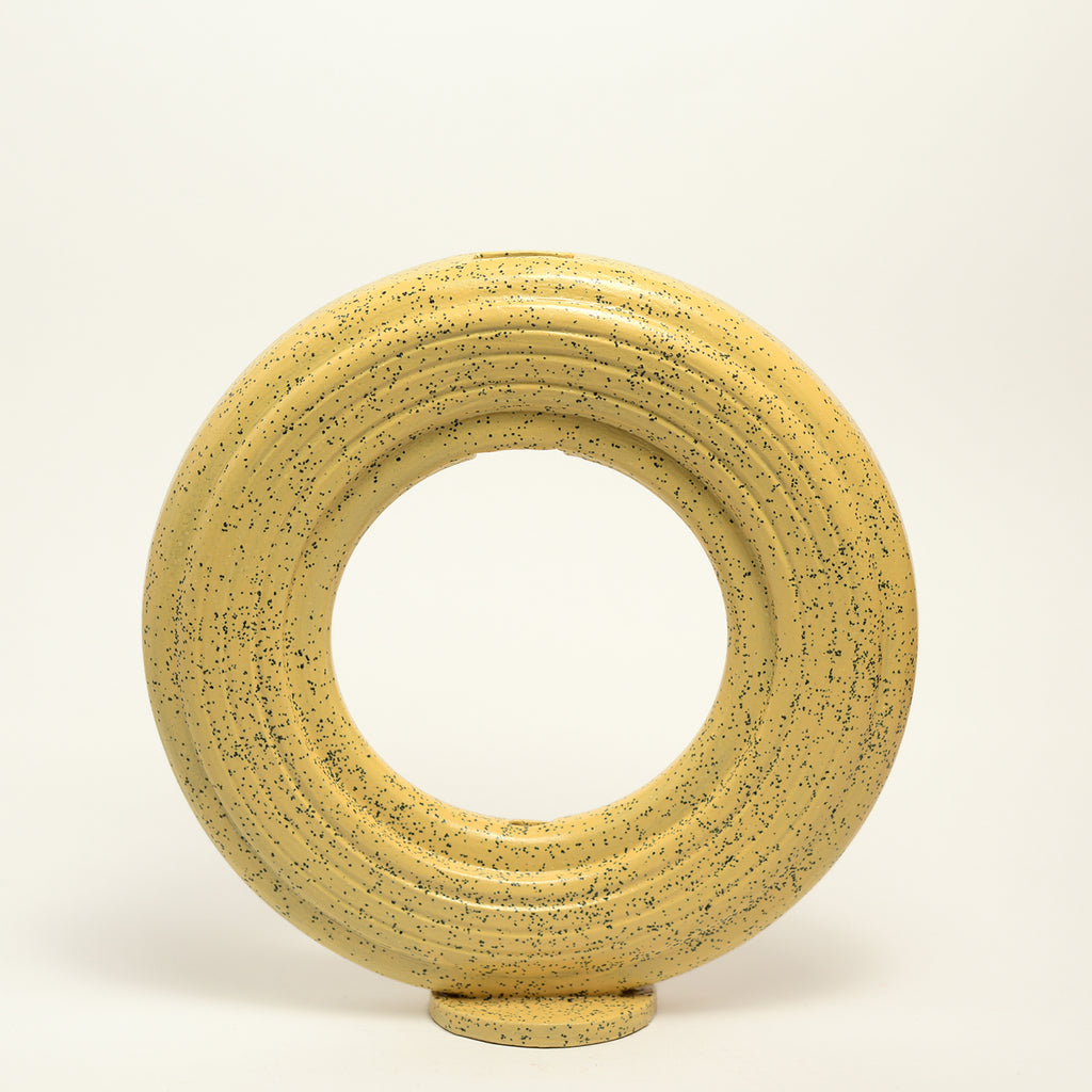 Ceramic Vase handmade by Jennifer Oh