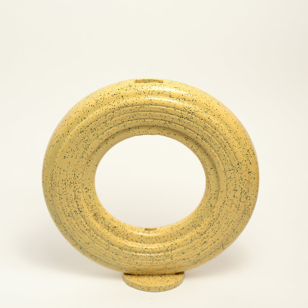 Ceramic Vase handmade by Jennifer Oh