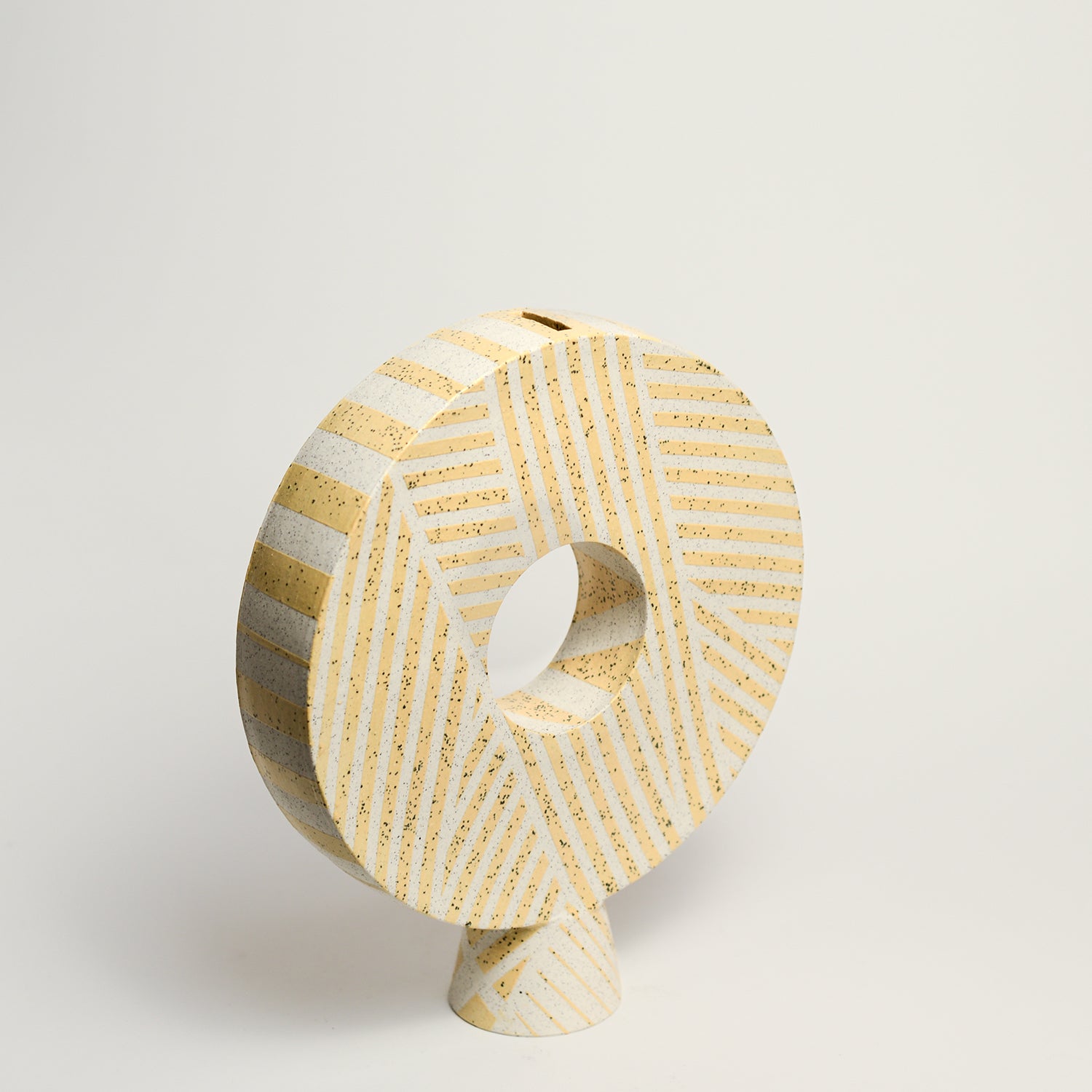 Ceramic circle vase by Sydney ceramicist Jenni Oh