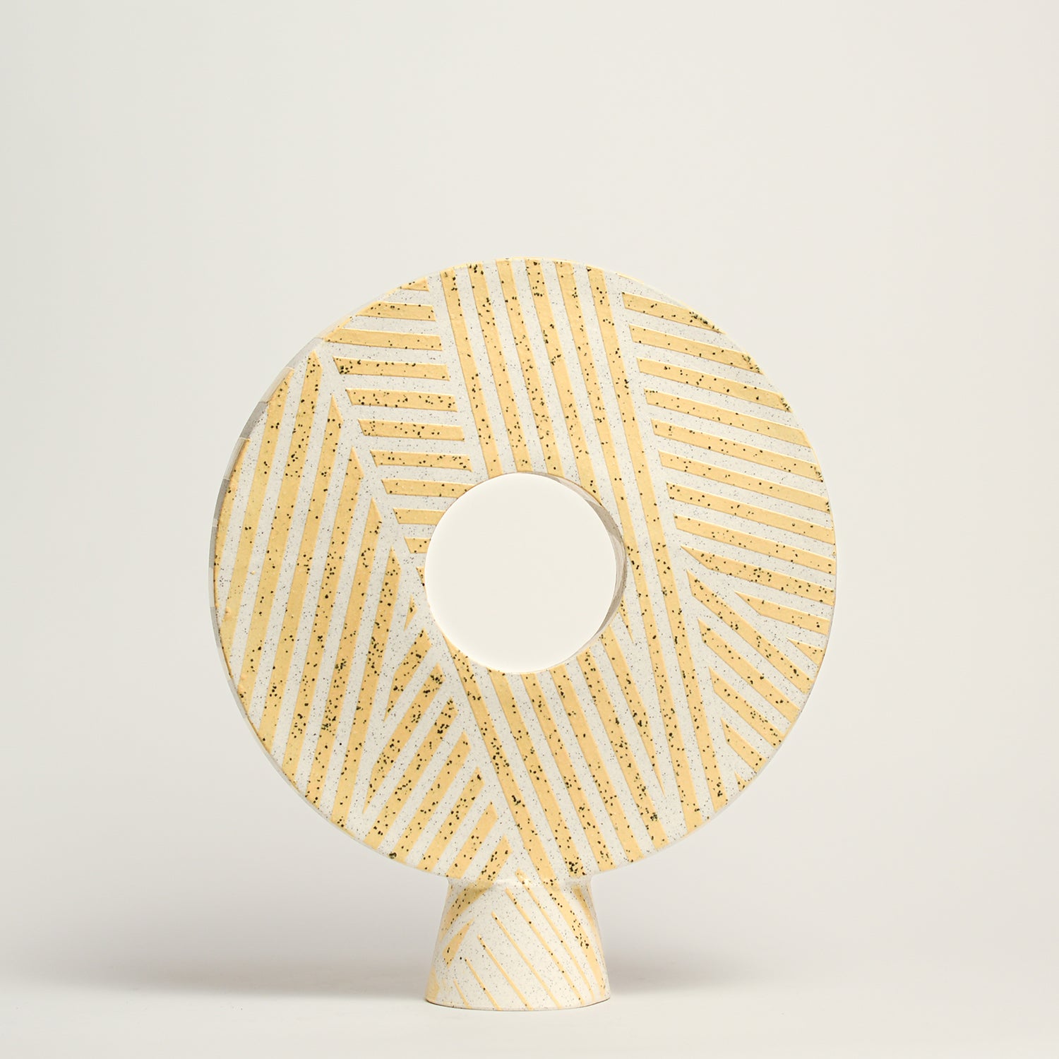 Ceramic circle vase by Sydney ceramicist Jenni Oh