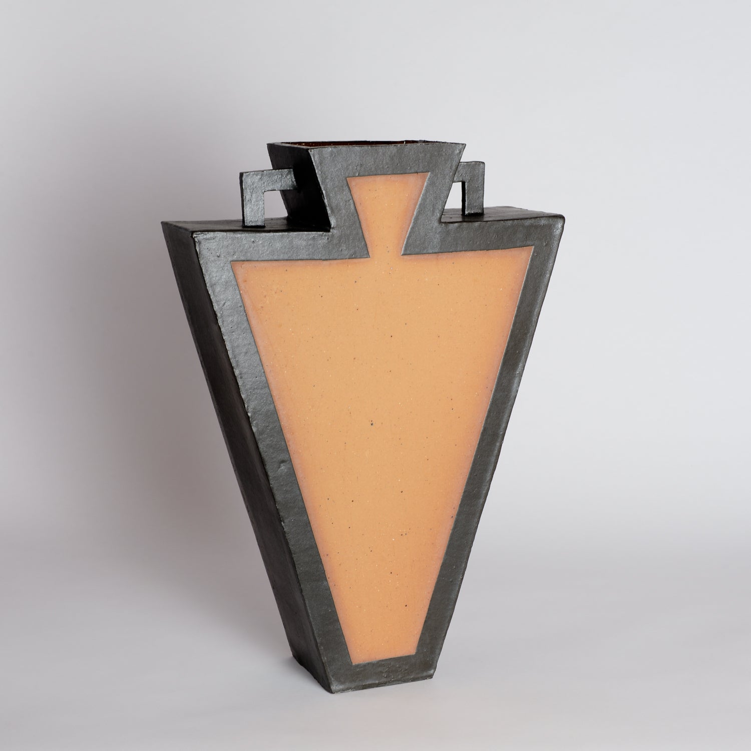 Amphora Border Vessel