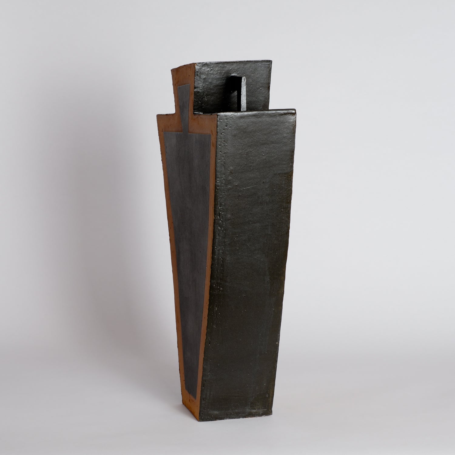 Amphora Border Vessel